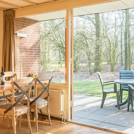 Cosy With Microwave In The Middle Of De Maasduinen Holiday home *