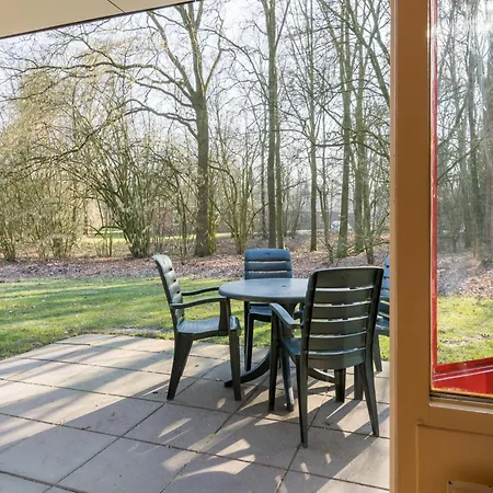 Cosy With Microwave In The Middle Of De Maasduinen Holiday home